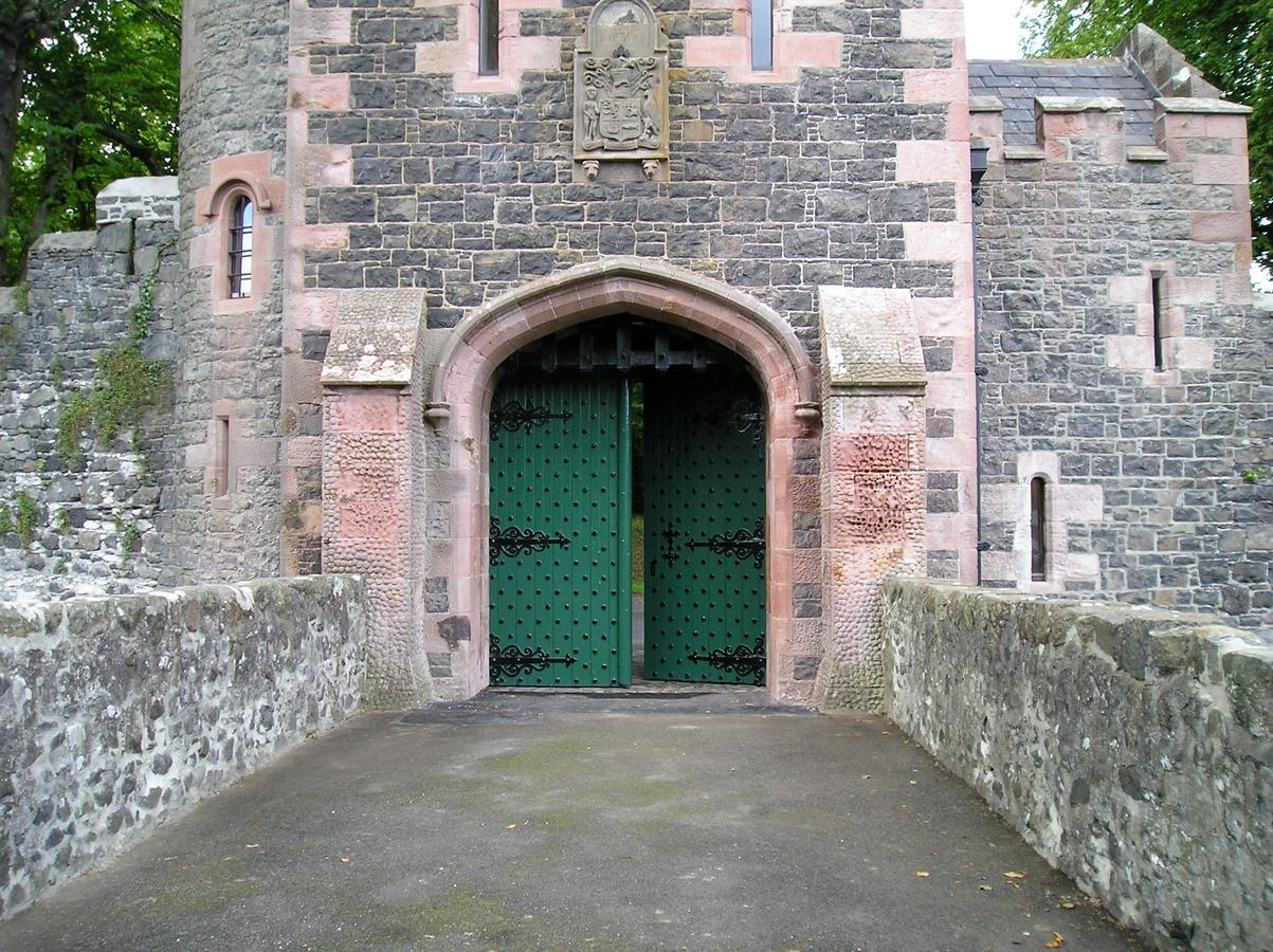 Barbican Glenarm 外观 照片