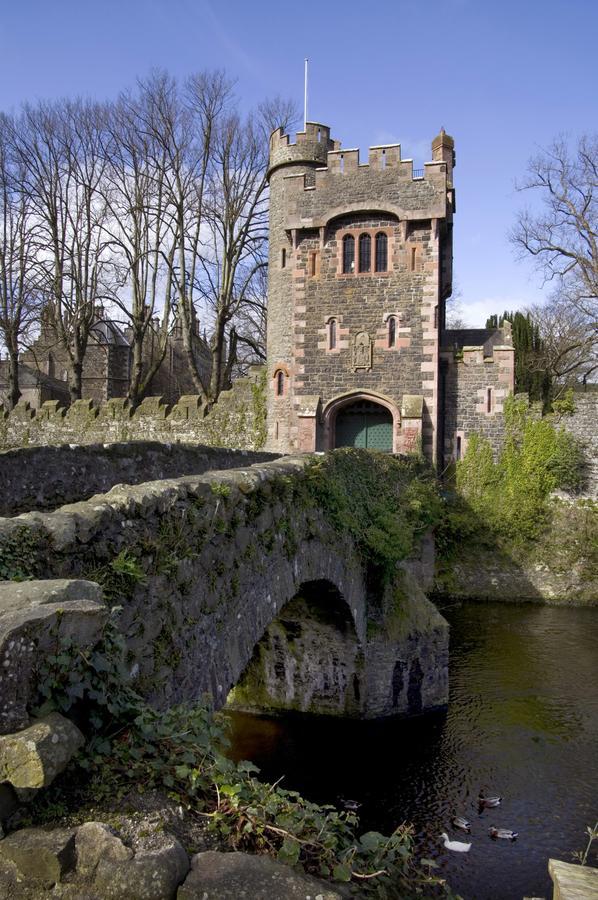 Barbican Glenarm 外观 照片